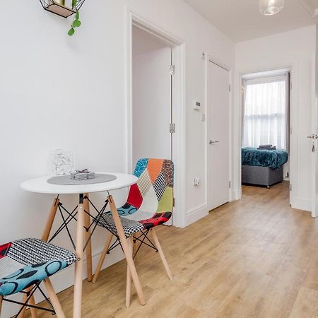 Modern Cosy London Flat By Damask Homes Ilford Dış mekan fotoğraf
