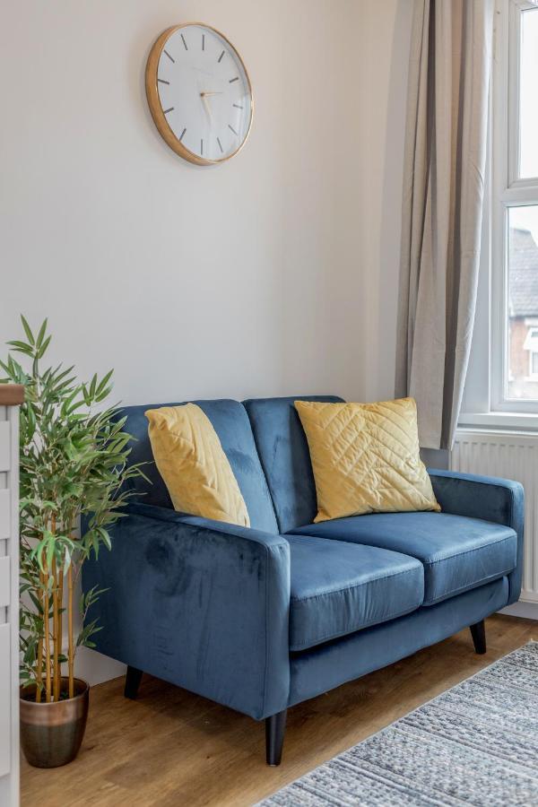 Modern Cosy London Flat By Damask Homes Ilford Dış mekan fotoğraf