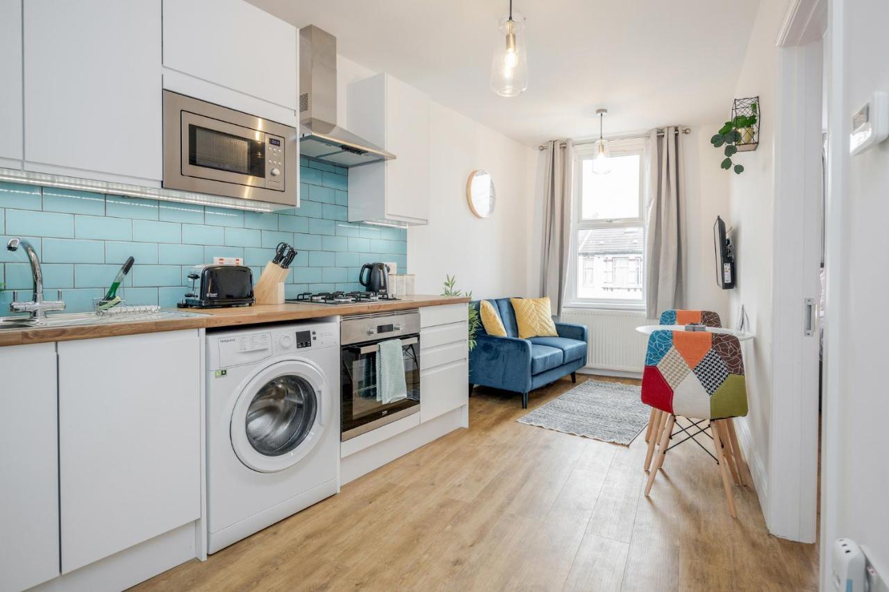 Modern Cosy London Flat By Damask Homes Ilford Dış mekan fotoğraf